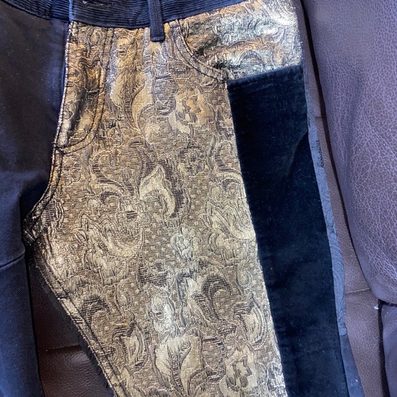 SOLD - Picture 4 of 9